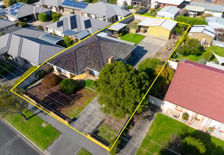 24 Leworthy Street