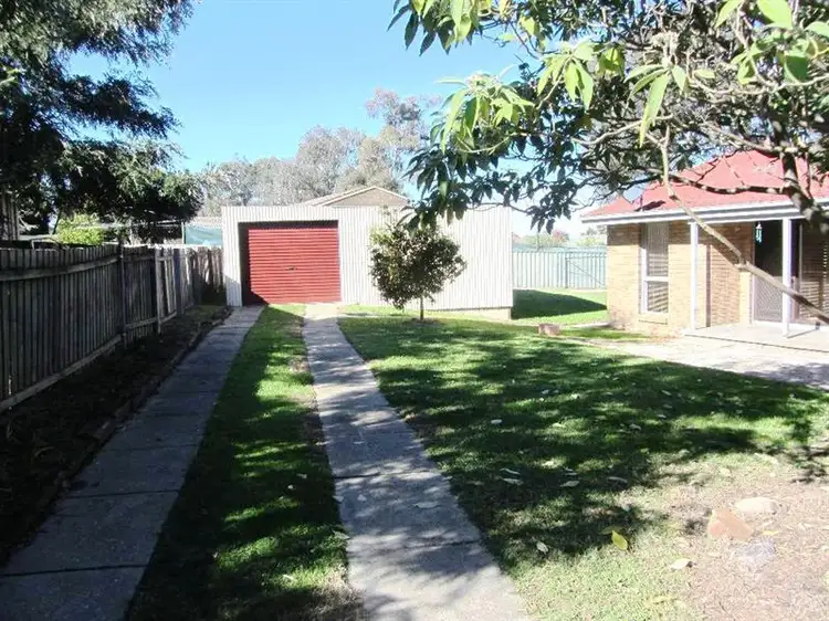 2 Algona Rd, Lavington NSW