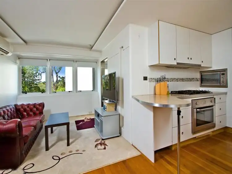 Fourth view of Homely unit listing, 2/35 Windsor Rd, Red Hill QLD