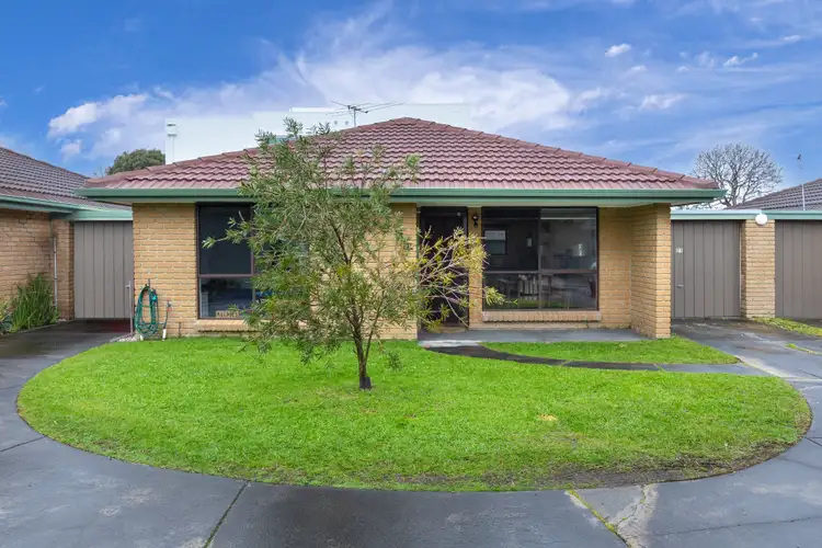 72 Jetty Road
