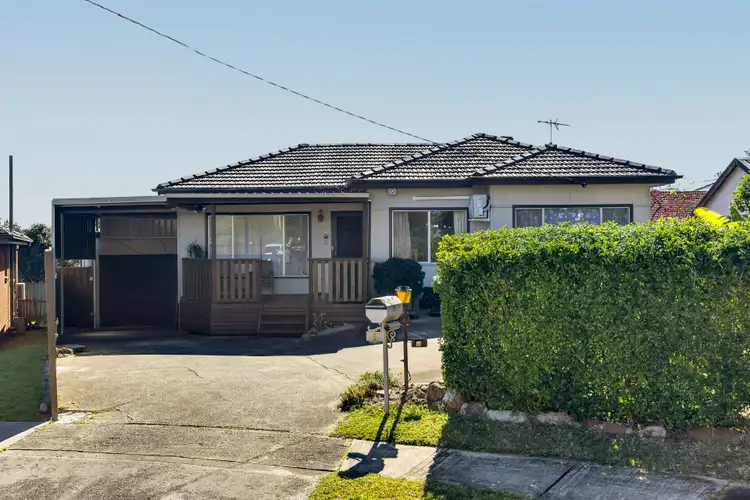 1 Ulonga Place