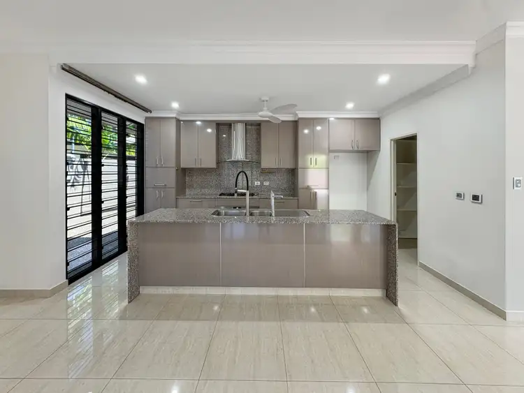 46 Mirrakma Crescent