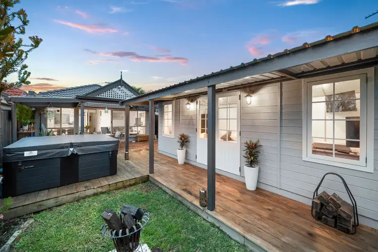 2 Leron Avenue