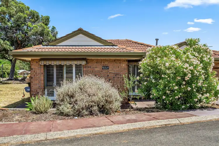 32-34 Richards Drive