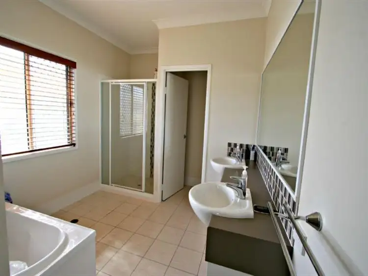 Seventh view of Homely house listing, 29 Davidson St, Wynnum QLD