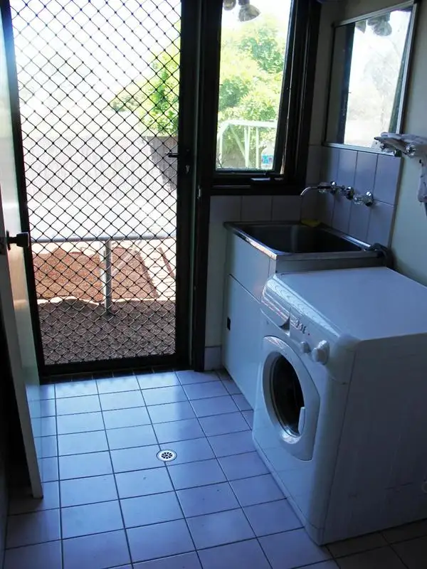 Sixth view of Homely unit listing, 6/698 Lavis St, East Albury NSW