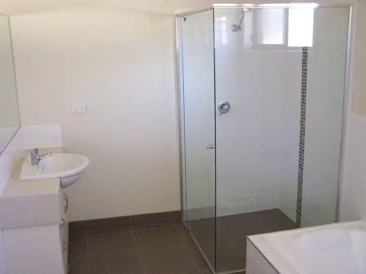 Seventh view of Homely unit listing, 3a Walker St, Donald VIC