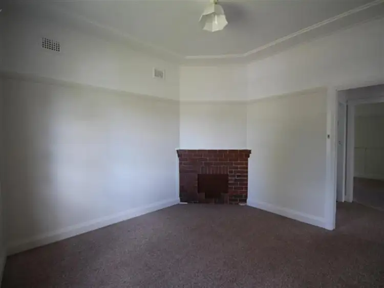 Sixth view of Homely house listing, 27 Dart St, Oberon NSW