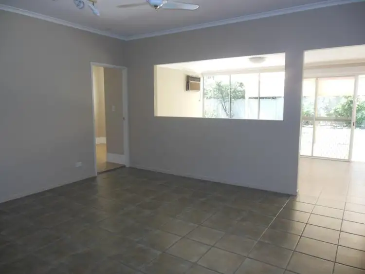 Fifth view of Homely house listing, 15 Dawn Cres, Emerald QLD