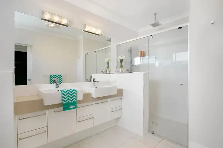 Fifth view of Homely house listing, 90 Effingham Street, Tarragindi QLD 4121