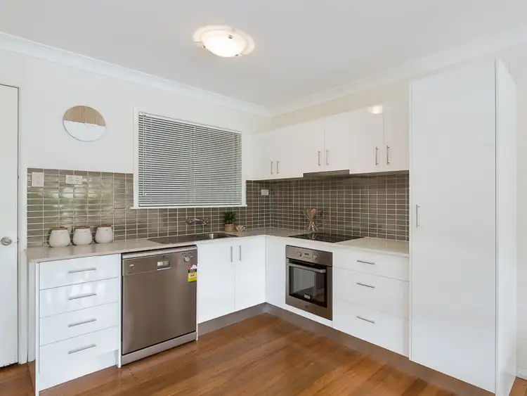 Second view of Homely unit listing, 2/6 Ware Street, Annerley QLD 4103