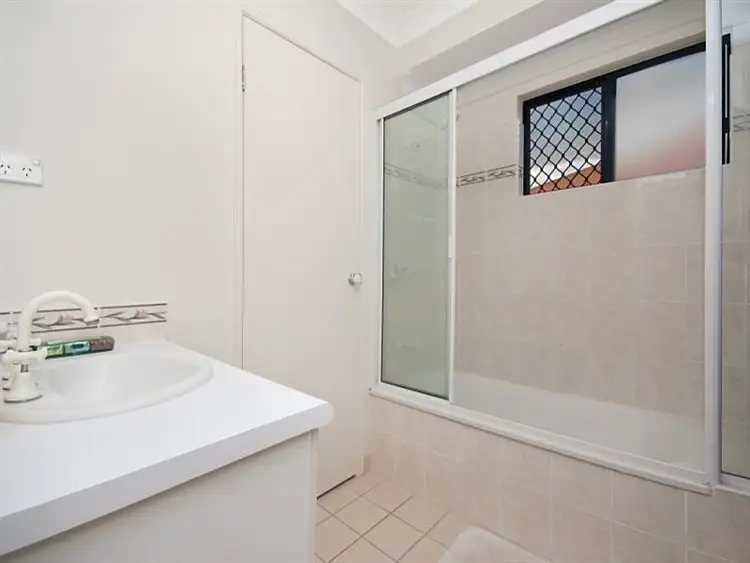 Sixth view of Homely house listing, 11 Redbank Ct, Mount Louisa QLD