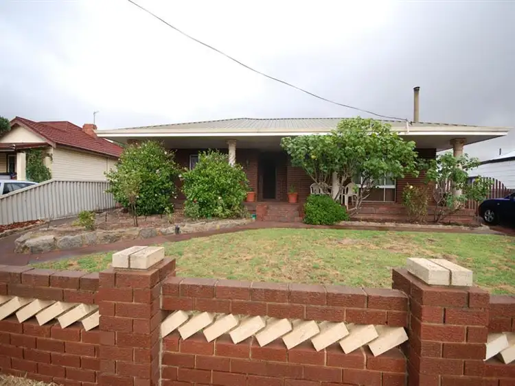 7 May St, Narrogin WA