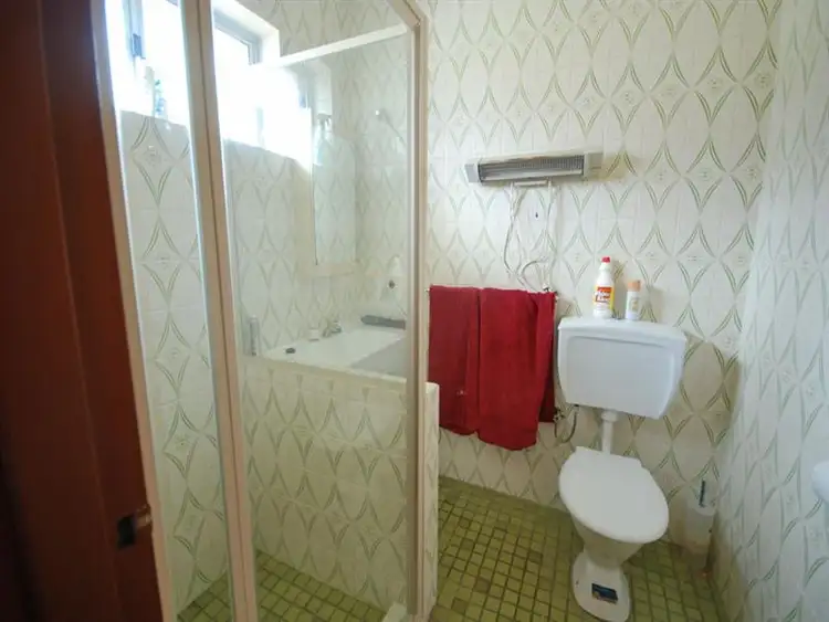 Sixth view of Homely house listing, 7 May St, Narrogin WA