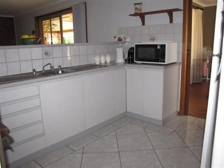 Third view of Homely house listing, 4 Hall Cres, Loxton SA