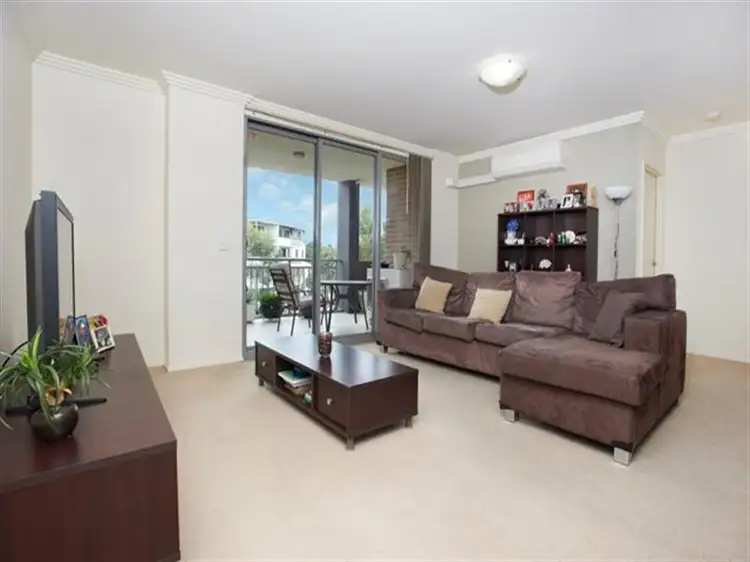 13/4-10 Benedict Ct, Holroyd NSW