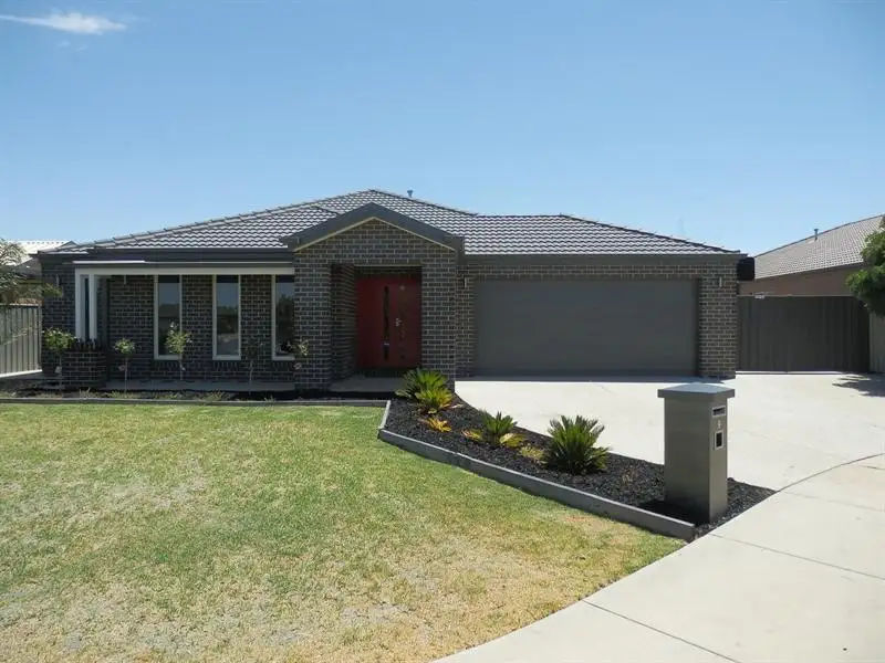 Main view of Homely house listing, 9 Westin Pl, Echuca VIC