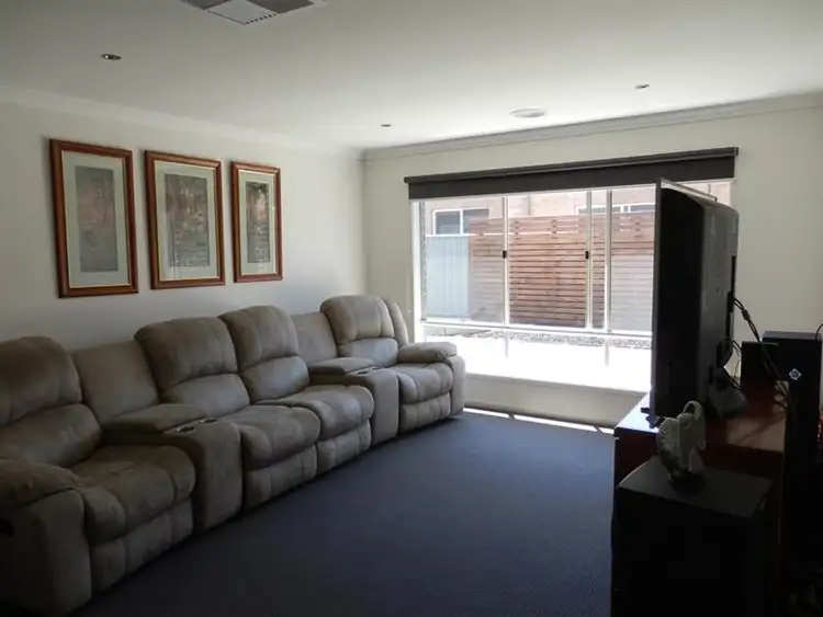 Third view of Homely house listing, 9 Westin Pl, Echuca VIC