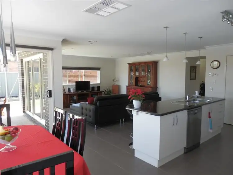 Second view of Homely house listing, 9 Westin Pl, Echuca VIC