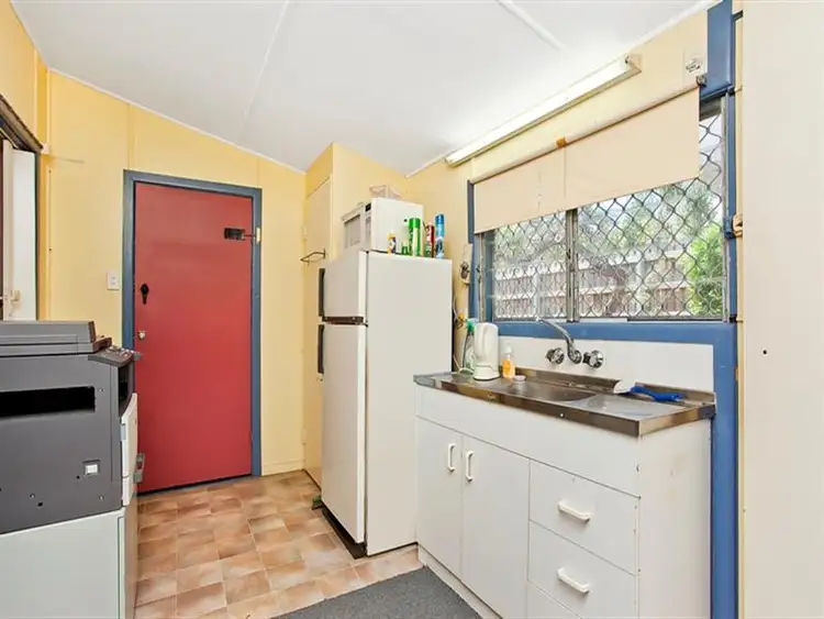 Sixth view of Homely house listing, 94 Falconer St, Southport QLD