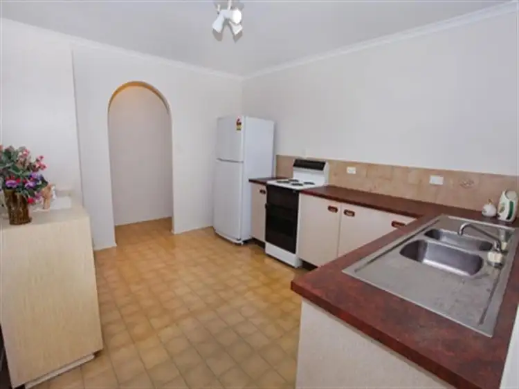 Fifth view of Homely house listing, 235 Panorama Dr, Rosemount QLD