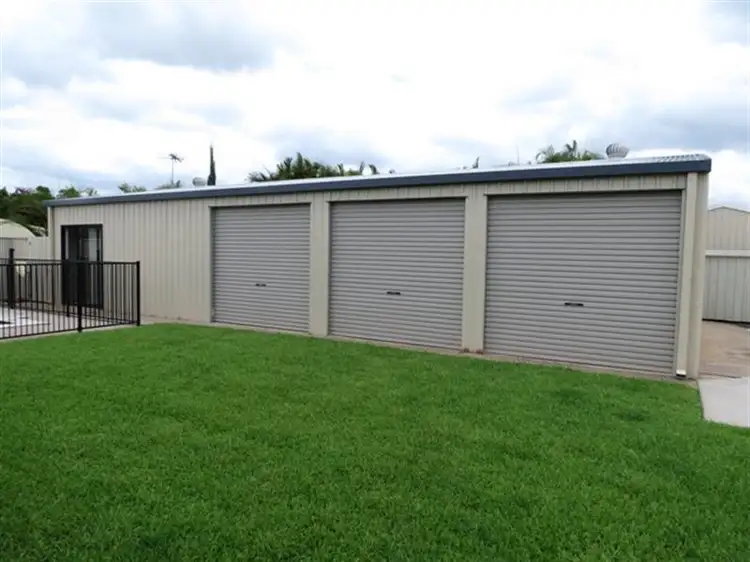 Fourth view of Homely house listing, 8 Carrington Pl, Emerald QLD