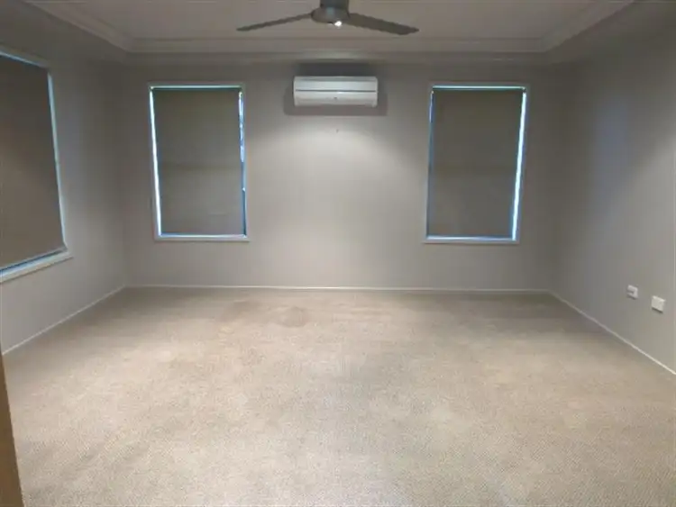 Sixth view of Homely house listing, 8 Carrington Pl, Emerald QLD