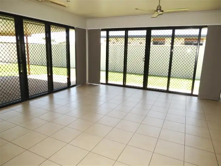 Seventh view of Homely house listing, 8 Carrington Pl, Emerald QLD