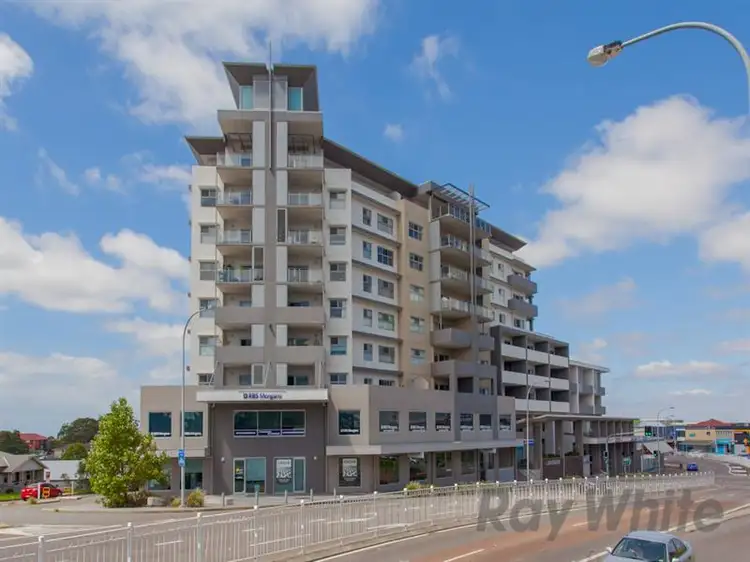 705/215 Pacific Hwy, Charlestown NSW