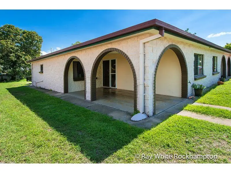 Main view of Homely unit listing, 1/322 Warnock St, Koongal QLD