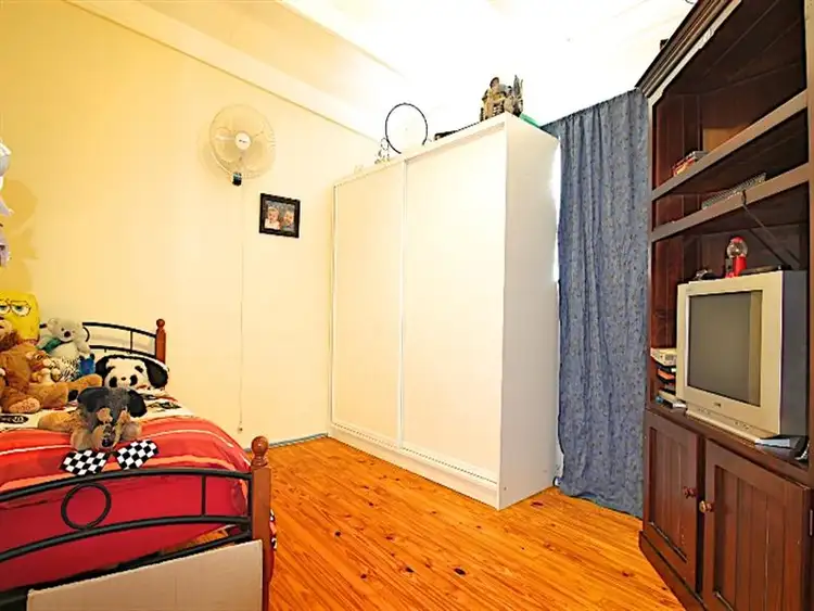Fifth view of Homely house listing, 6 Hume St, Woodend QLD