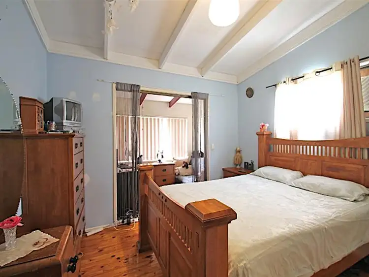 Fourth view of Homely house listing, 6 Hume St, Woodend QLD