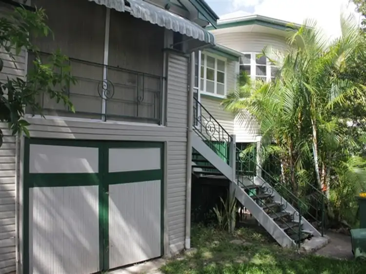 73 Poinciana Ave, Tewantin QLD