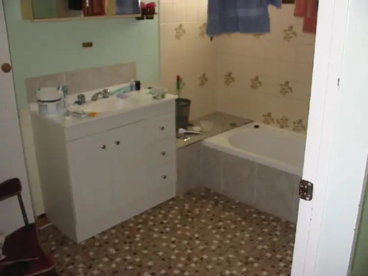 Seventh view of Homely block of units listing, 37 Little Avenue, Hughenden QLD 4821