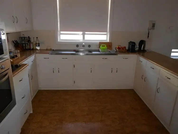 Second view of Homely house listing, 40 Wellington St, Bordertown SA