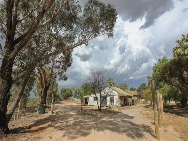 Fifth view of Homely house listing, 16 Eleventh St, Mildura VIC