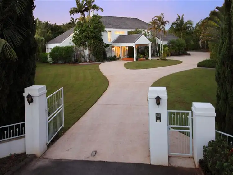 245 Graham Rd, Bridgeman Downs QLD