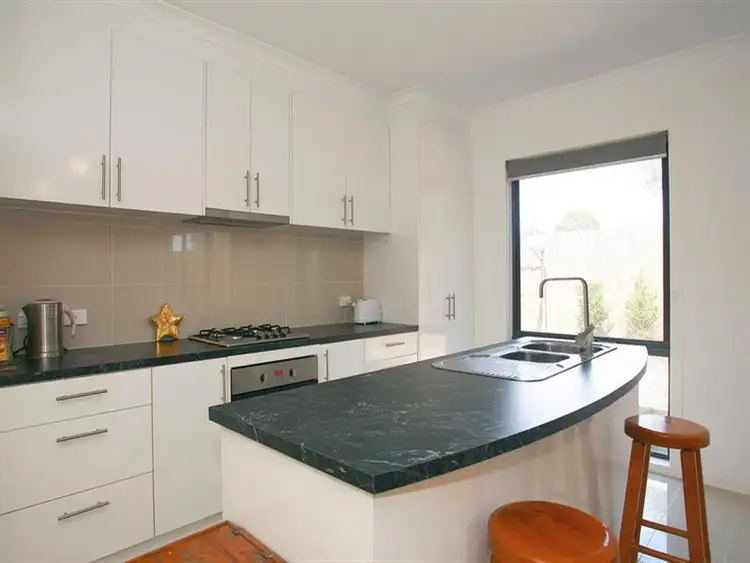 Second view of Homely unit listing, 3/27 Jacaranda Dr, Carrum Downs VIC