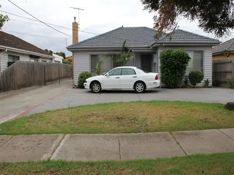 Main view of Homely house listing, 110 Cyprus St, Lalor VIC