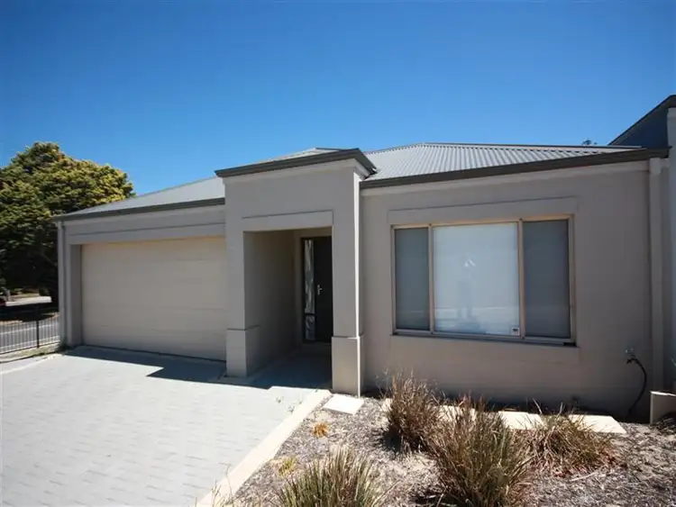 Second view of Homely house listing, 3/461 Morley Dr, Morley WA