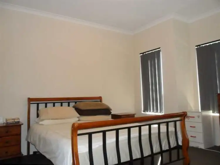 Seventh view of Homely house listing, 8 Saunton Way, Ridgewood WA