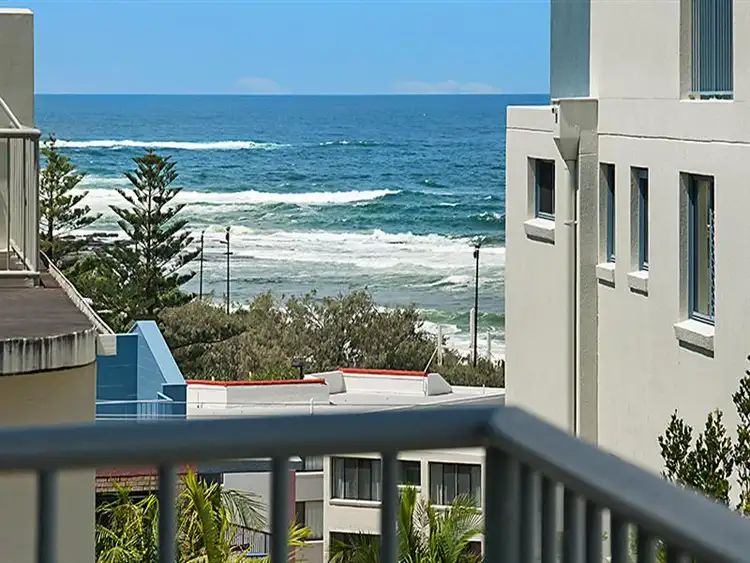 Unit 8 'Kings Manor' 7 Mahia Tce, Kings Beach QLD