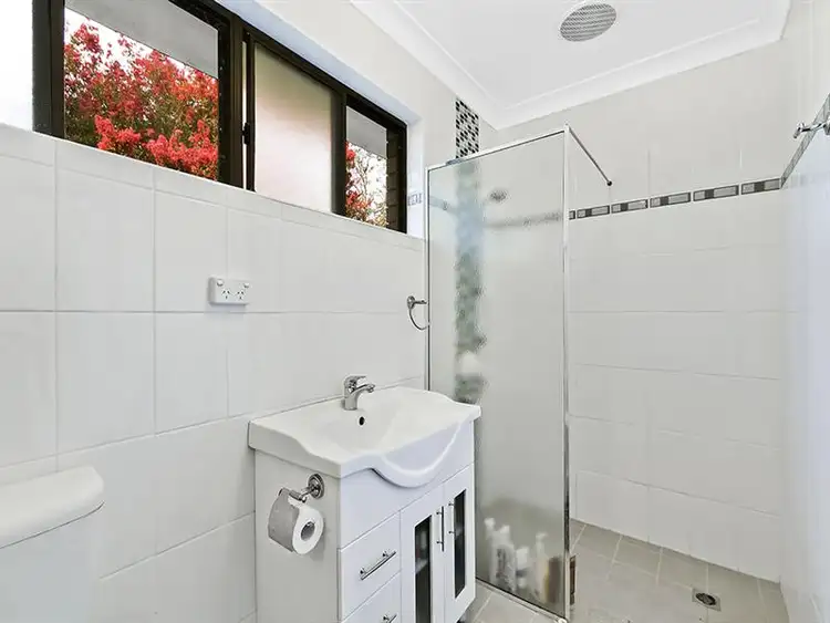 Third view of Homely house listing, 33A Kerry Cres, Berkeley Vale NSW