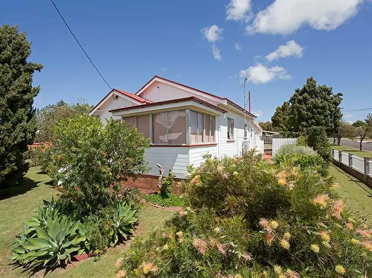 17 Merritt St, Harristown QLD