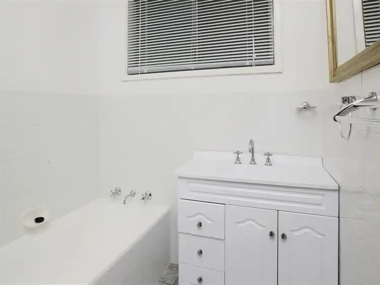 Sixth view of Homely house listing, 17 Tallayang St, Bomaderry NSW