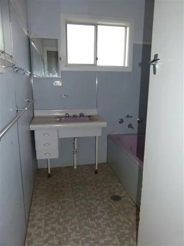 Fifth view of Homely house listing, 5 Brownes Lane, Forbes NSW