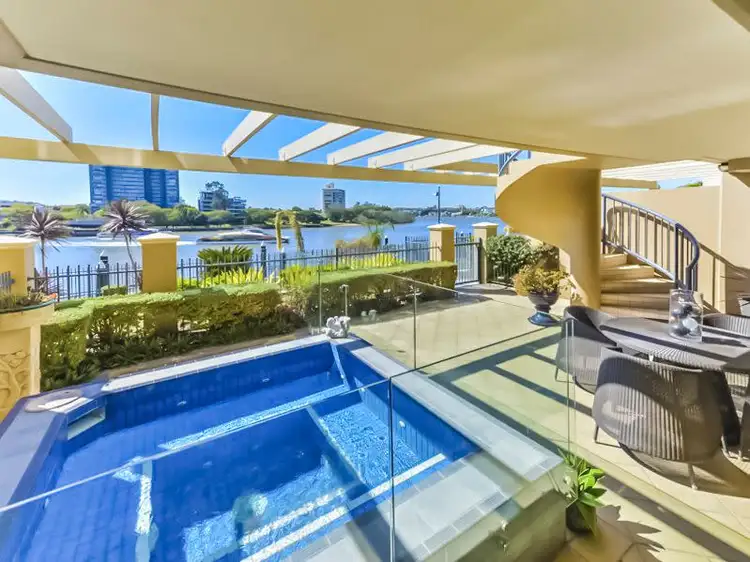 Fourth view of Homely apartment listing, 2/76 Thorn Street, Kangaroo Point QLD 4169