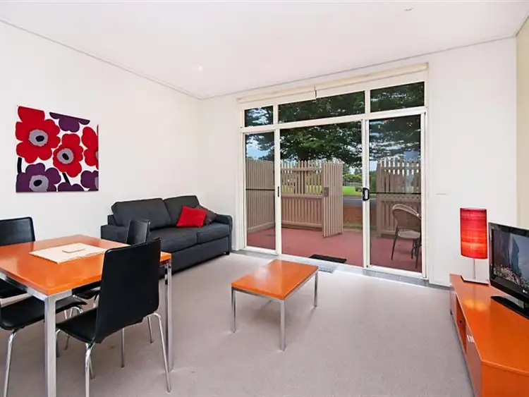 Second view of Homely house listing, 19/6 Pertobe Rd, Warrnambool VIC