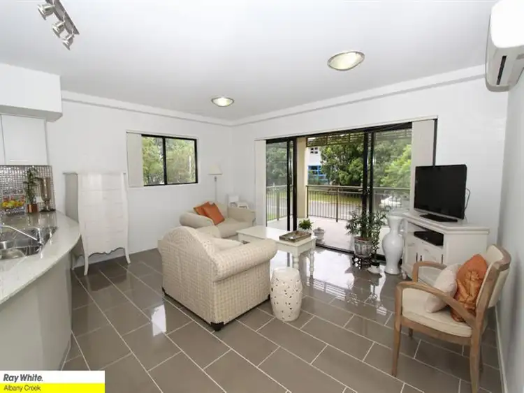 Third view of Homely house listing, 5/86 Brighton Rd, Sandgate QLD