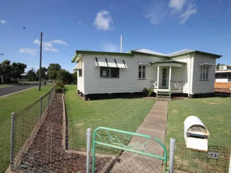 33 Myall St, Dalby QLD